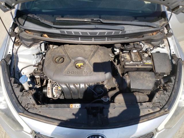 Photo 6 VIN: KNAFX4A69E5217683 - KIA FORTE LX 