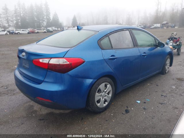 Photo 3 VIN: KNAFX4A69F5260180 - KIA FORTE 