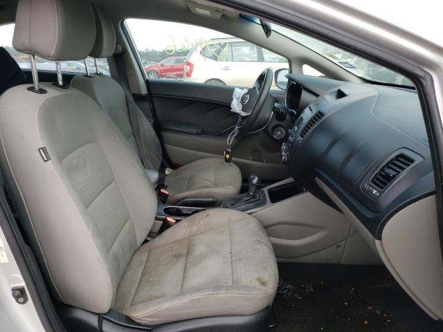 Photo 4 VIN: KNAFX4A69F5273656 - KIA FORTE LX 