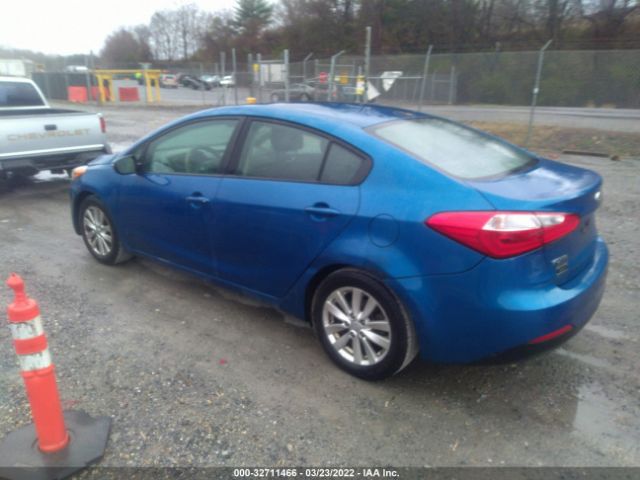 Photo 2 VIN: KNAFX4A69F5275679 - KIA FORTE 