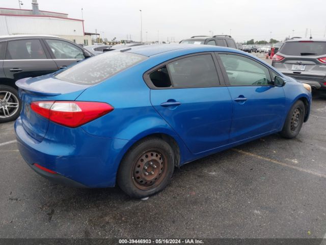 Photo 3 VIN: KNAFX4A69F5295673 - KIA FORTE 