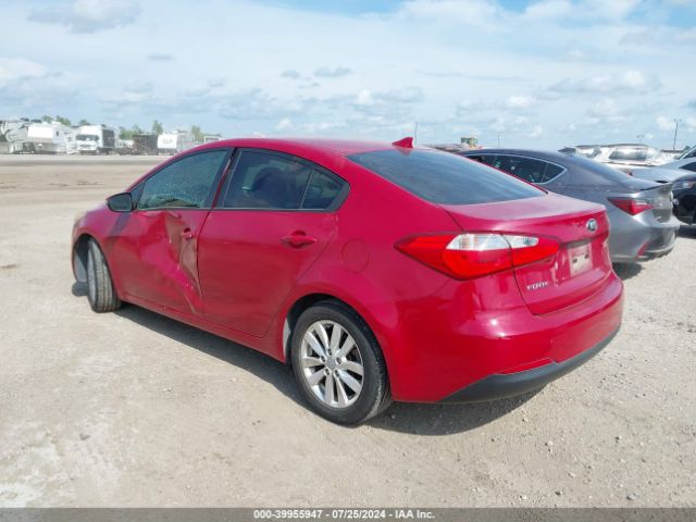 Photo 2 VIN: KNAFX4A69F5318627 - KIA FORTE 