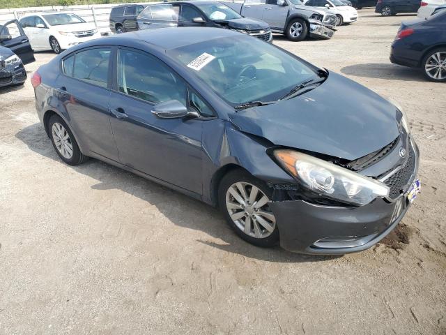 Photo 3 VIN: KNAFX4A69F5396373 - KIA FORTE LX 