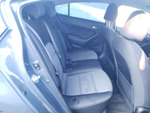 Photo 5 VIN: KNAFX4A69F5414709 - KIA FORTE LX 