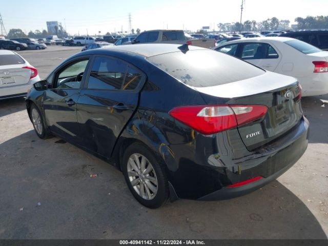 Photo 2 VIN: KNAFX4A69G5463832 - KIA FORTE 