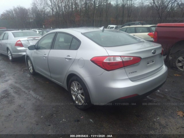 Photo 2 VIN: KNAFX4A69G5477424 - KIA FORTE 