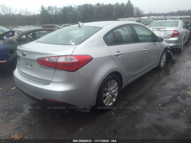 Photo 3 VIN: KNAFX4A69G5477424 - KIA FORTE 