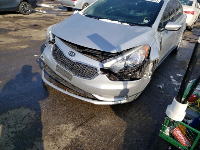 Photo 8 VIN: KNAFX4A69G5479805 - KIA FORTE LX 