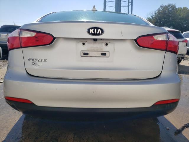 Photo 5 VIN: KNAFX4A69G5503469 - KIA FORTE LX 