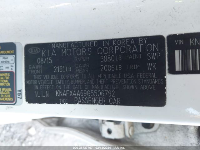 Photo 8 VIN: KNAFX4A69G5506792 - KIA FORTE 