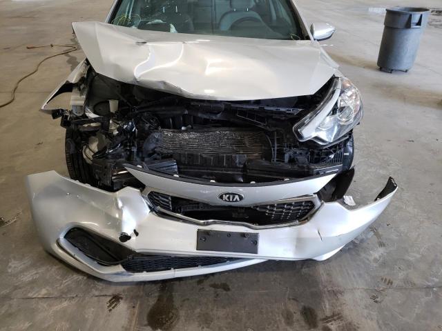 Photo 8 VIN: KNAFX4A69G5507733 - KIA FORTE LX 