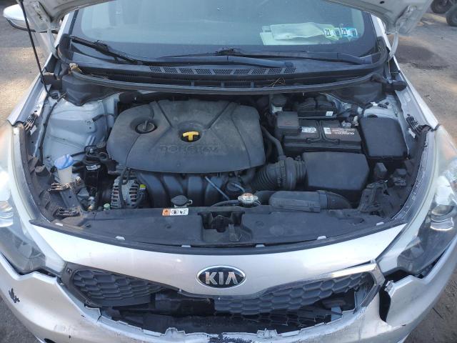 Photo 10 VIN: KNAFX4A69G5560528 - KIA FORTE LX 