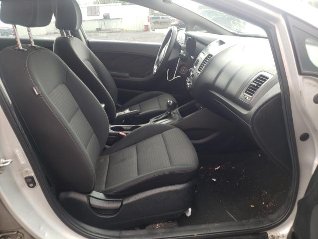 Photo 4 VIN: KNAFX4A6XE5074422 - KIA FORTE LX 