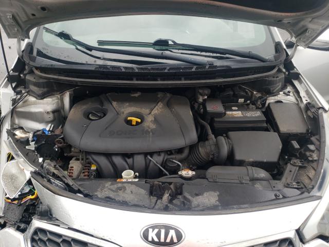 Photo 6 VIN: KNAFX4A6XE5074422 - KIA FORTE LX 