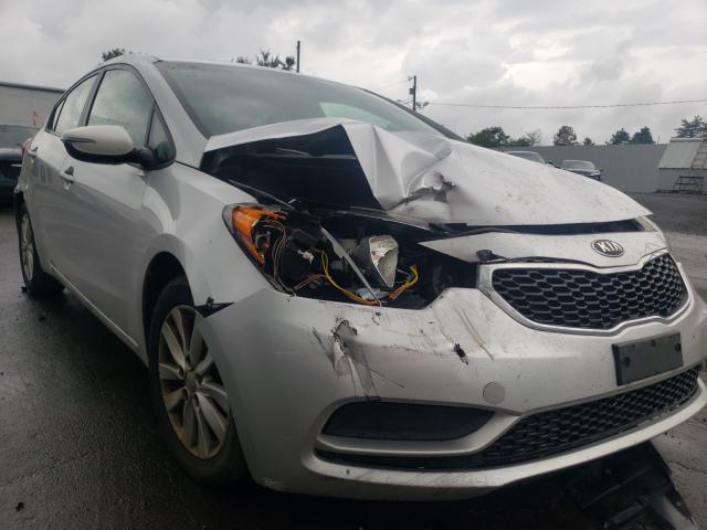 Photo 8 VIN: KNAFX4A6XE5074422 - KIA FORTE LX 