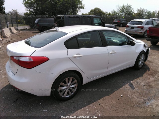 Photo 3 VIN: KNAFX4A6XE5164251 - KIA FORTE 