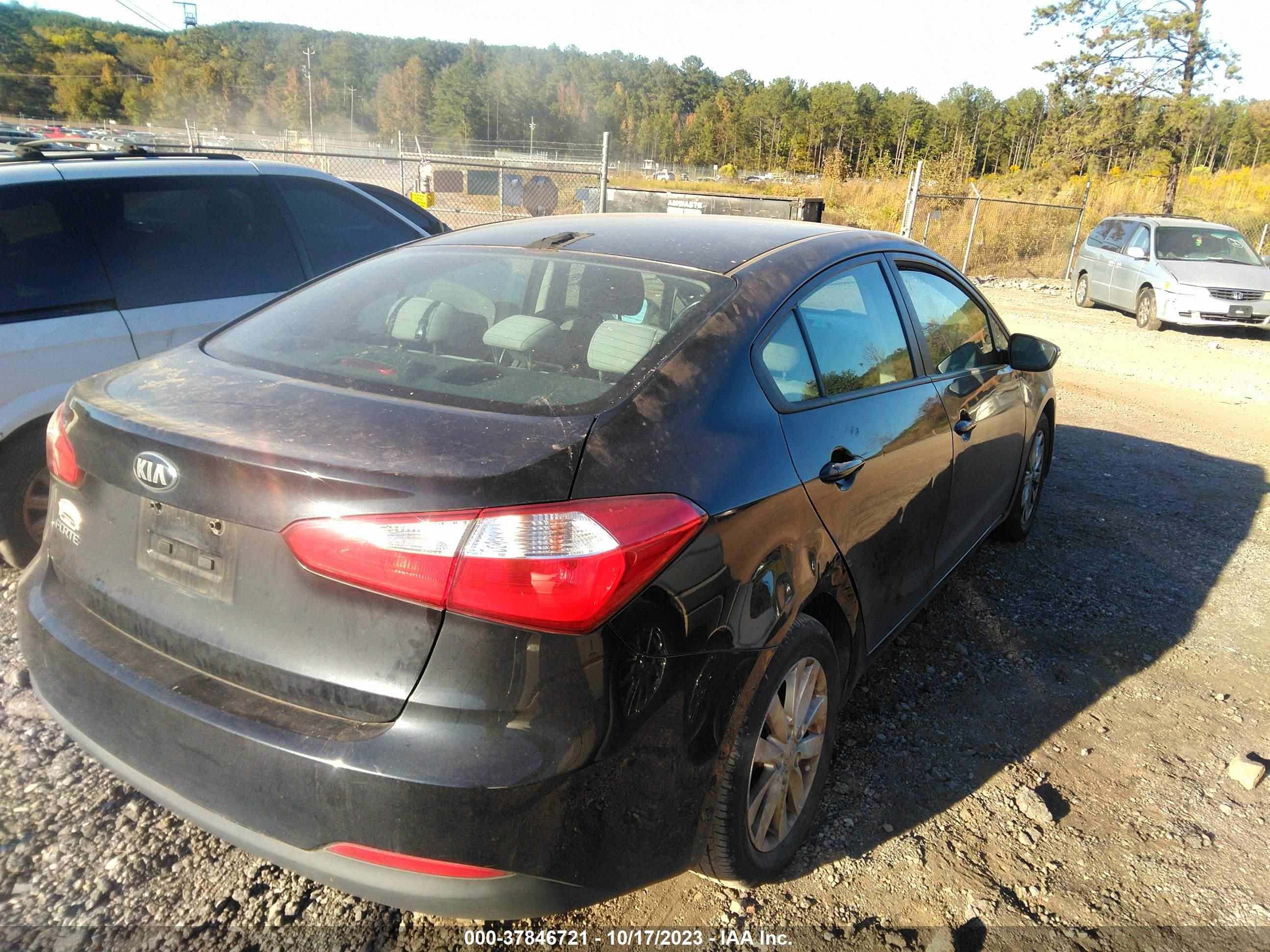 Photo 5 VIN: KNAFX4A6XE5189506 - KIA FORTE 