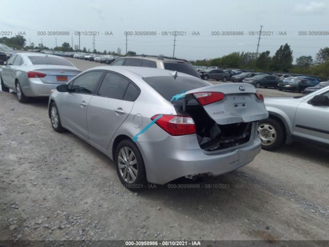 Photo 2 VIN: KNAFX4A6XE5220852 - KIA FORTE 