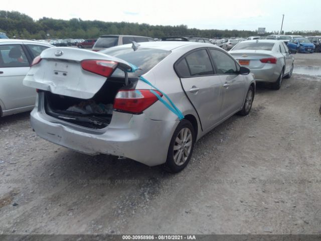 Photo 3 VIN: KNAFX4A6XE5220852 - KIA FORTE 