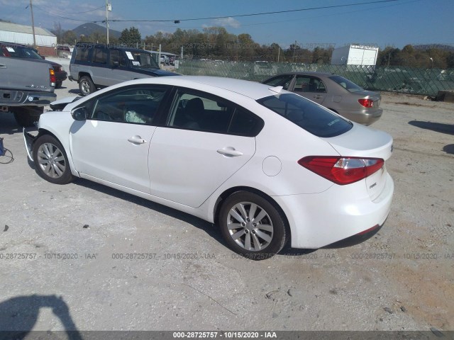 Photo 2 VIN: KNAFX4A6XE5223945 - KIA FORTE 