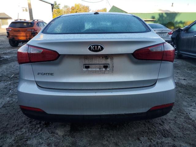 Photo 5 VIN: KNAFX4A6XF5269566 - KIA FORTE LX 