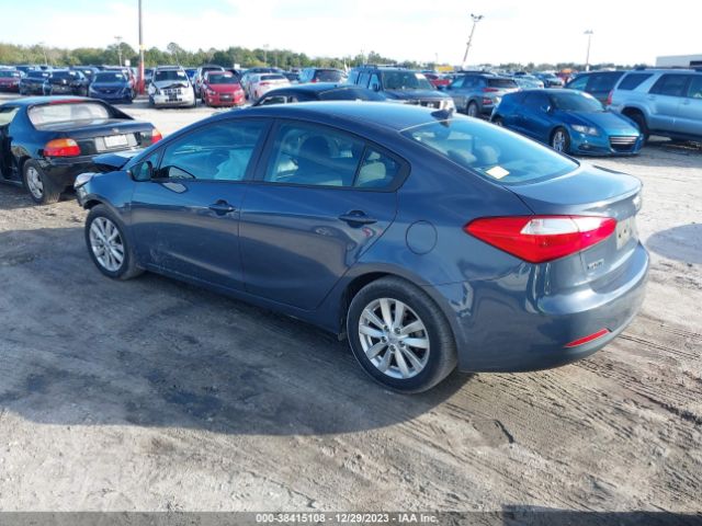 Photo 2 VIN: KNAFX4A6XF5270894 - KIA FORTE 