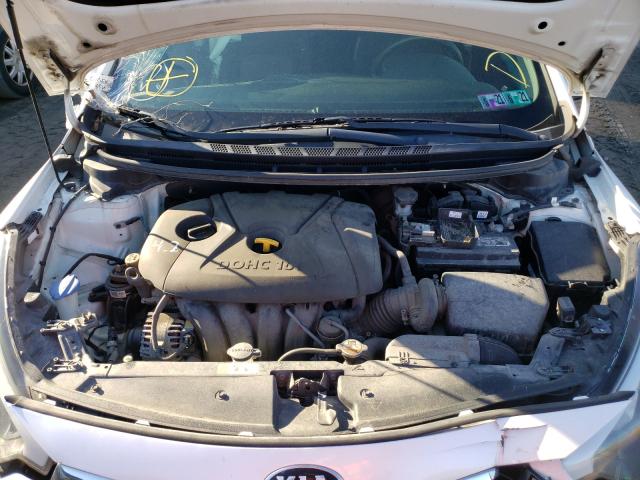 Photo 6 VIN: KNAFX4A6XF5271351 - KIA FORTE LX 