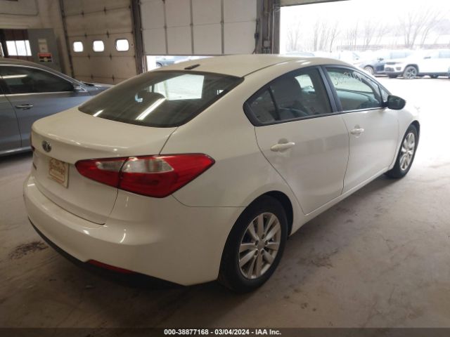 Photo 3 VIN: KNAFX4A6XF5275349 - KIA FORTE 