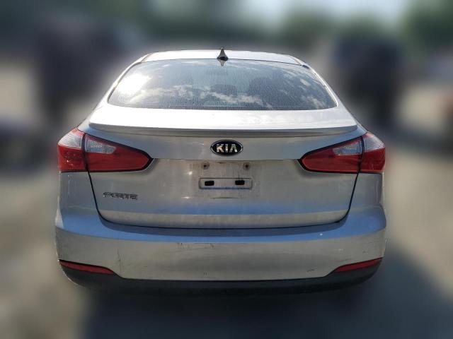 Photo 5 VIN: KNAFX4A6XF5330821 - KIA FORTE 