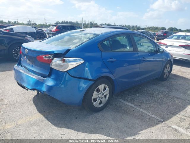 Photo 3 VIN: KNAFX4A6XF5333816 - KIA FORTE 