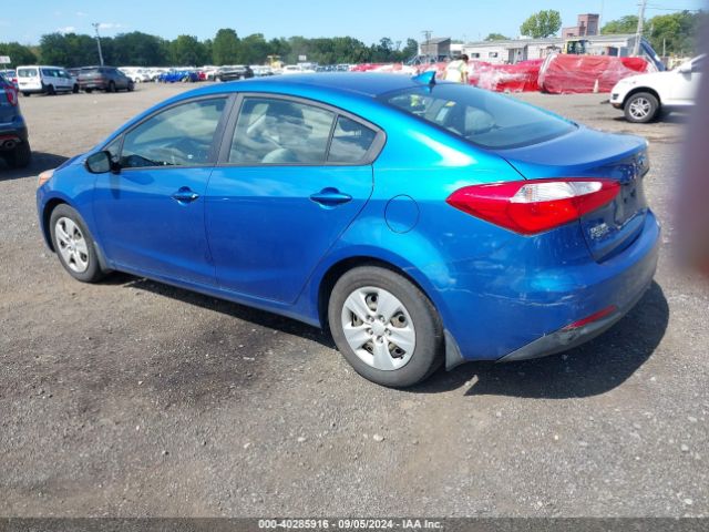 Photo 2 VIN: KNAFX4A6XF5338885 - KIA FORTE 