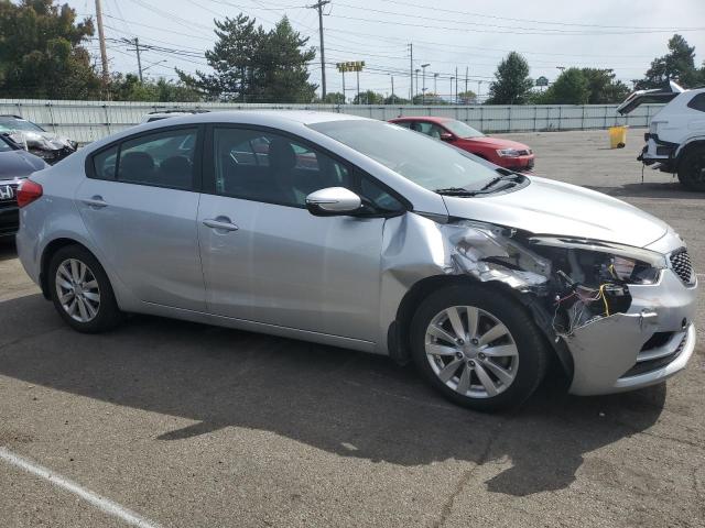 Photo 3 VIN: KNAFX4A6XF5353614 - KIA FORTE LX 