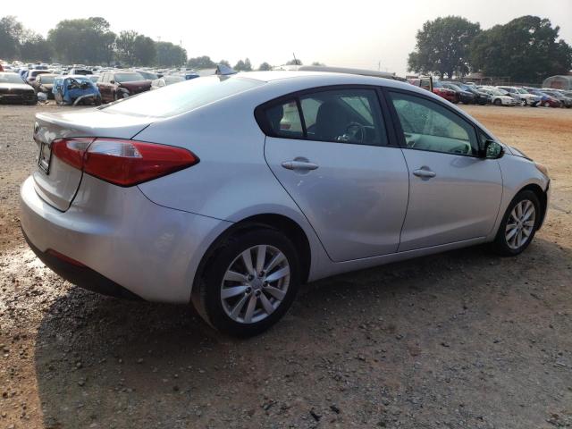 Photo 2 VIN: KNAFX4A6XF5354570 - KIA FORTE LX 