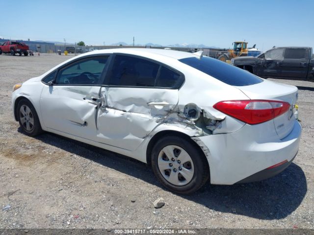 Photo 2 VIN: KNAFX4A6XF5356576 - KIA FORTE 