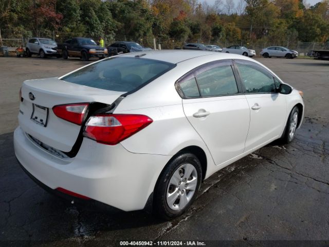 Photo 3 VIN: KNAFX4A6XF5359963 - KIA FORTE 