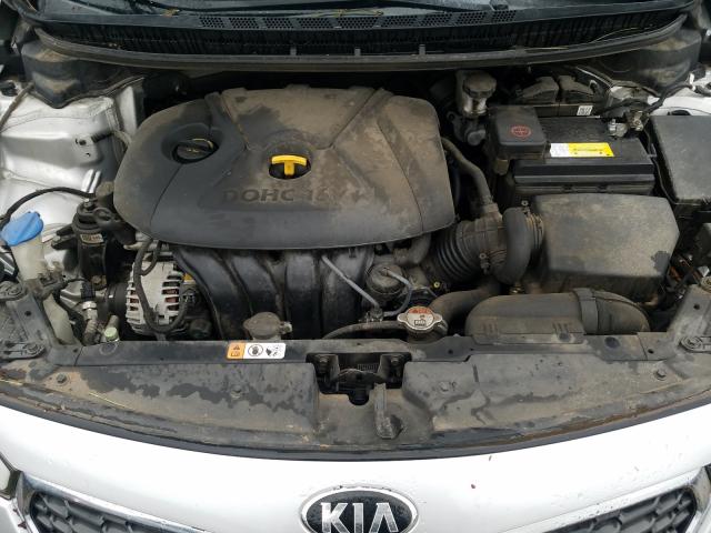 Photo 6 VIN: KNAFX4A6XF5404447 - KIA FORTE LX 