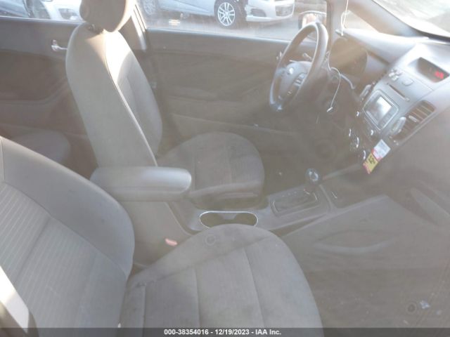 Photo 4 VIN: KNAFX4A6XG5444237 - KIA FORTE 