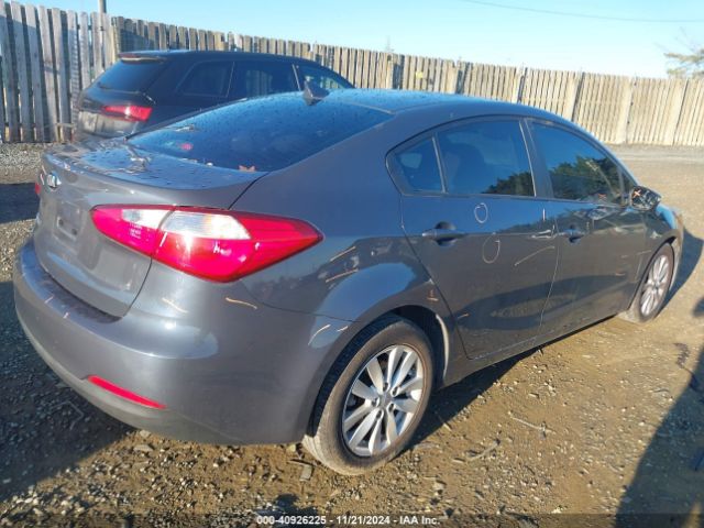 Photo 3 VIN: KNAFX4A6XG5446893 - KIA FORTE 