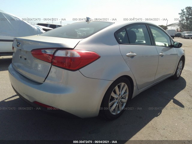 Photo 3 VIN: KNAFX4A6XG5551448 - KIA FORTE 