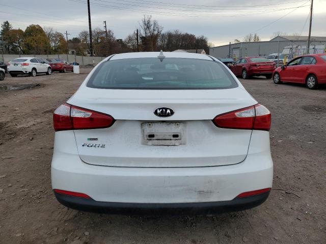 Photo 5 VIN: KNAFX4A6XG5576138 - KIA FORTE LX 