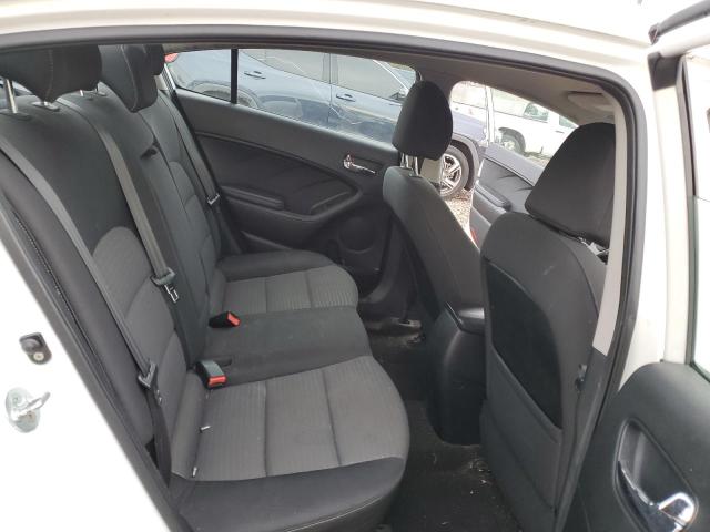 Photo 9 VIN: KNAFX4A6XG5576138 - KIA FORTE LX 