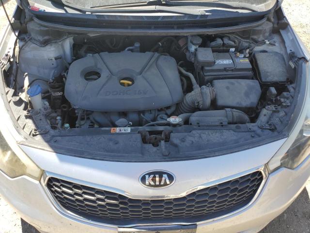 Photo 10 VIN: KNAFX4A6XG5596390 - KIA FORTE 