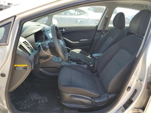 Photo 6 VIN: KNAFX4A6XG5596390 - KIA FORTE 