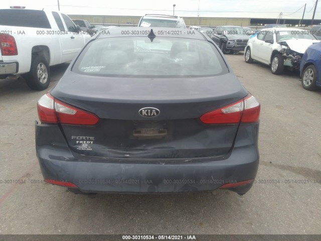 Photo 5 VIN: KNAFX4A6XG5608117 - KIA FORTE 