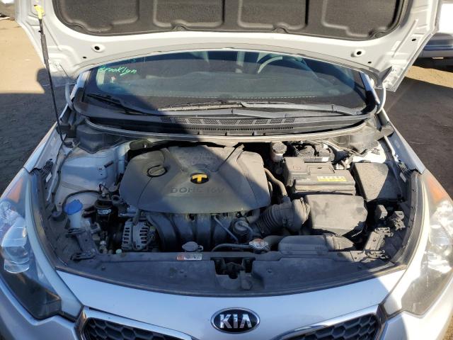 Photo 10 VIN: KNAFX4A6XG5609509 - KIA FORTE 