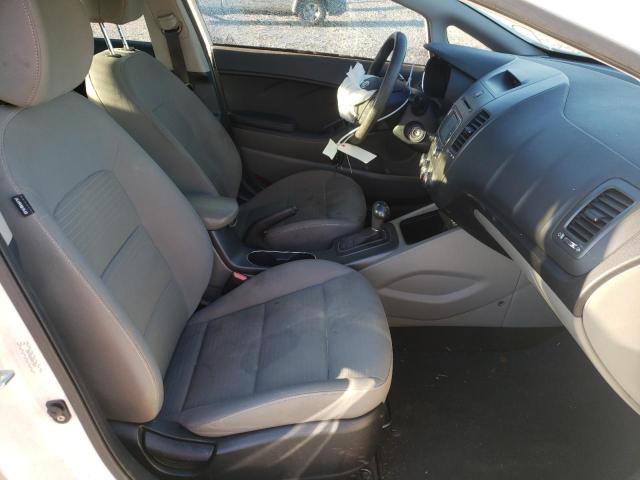 Photo 4 VIN: KNAFX4A6XG5612605 - KIA FORTE LX 