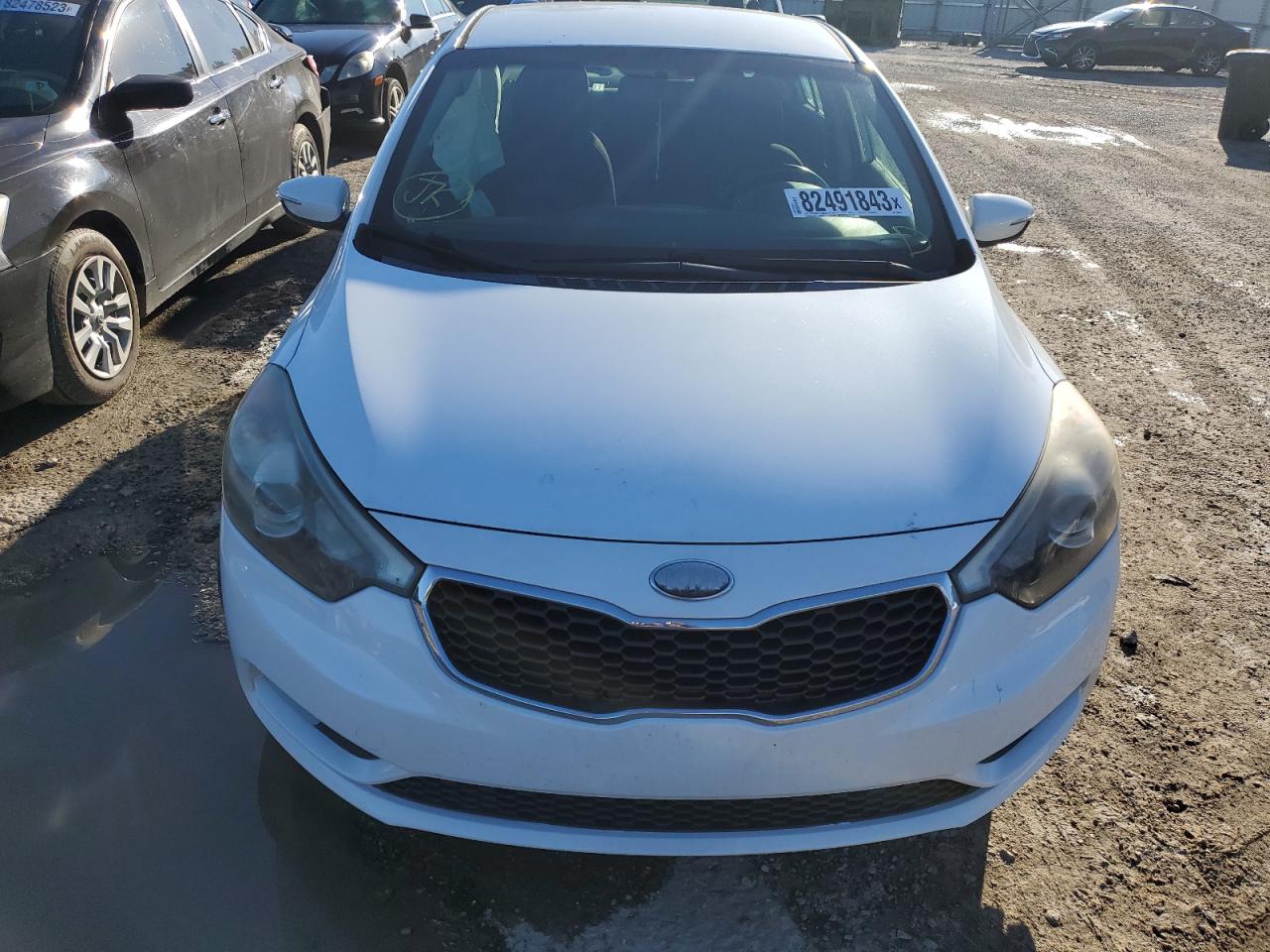 Photo 4 VIN: KNAFX4A80E5050437 - KIA FORTE 