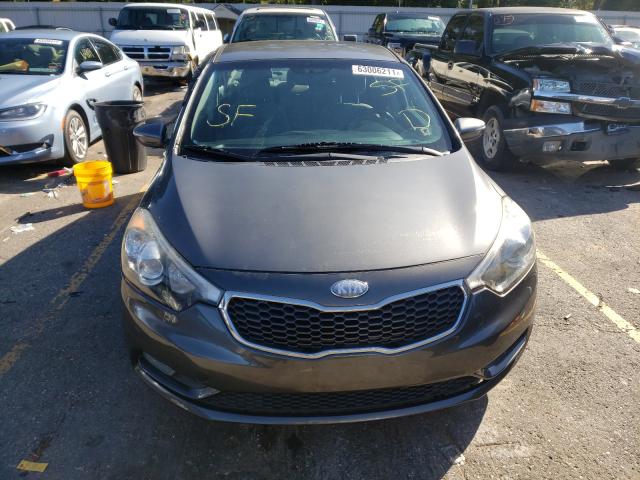 Photo 8 VIN: KNAFX4A80E5077220 - KIA FORTE EX 