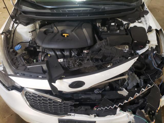 Photo 6 VIN: KNAFX4A80E5104948 - KIA FORTE EX 