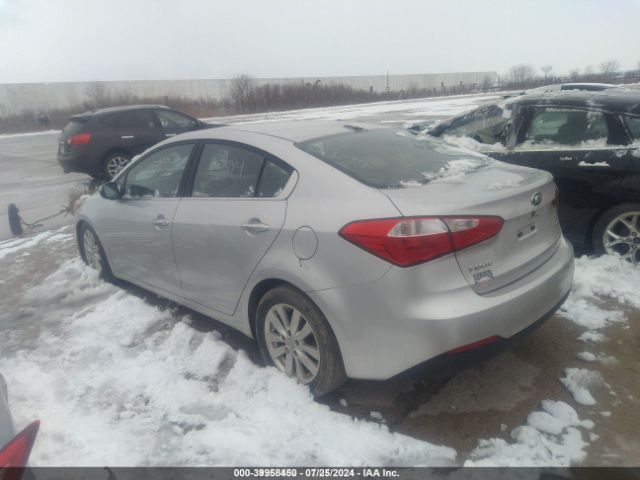 Photo 2 VIN: KNAFX4A80F5269612 - KIA FORTE 